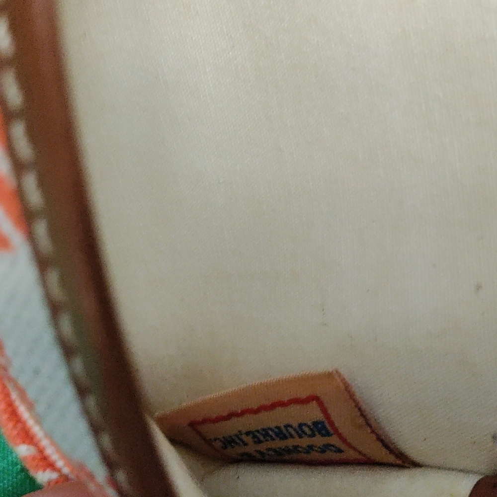 Dooney & Bourke - Picture 4 of 6